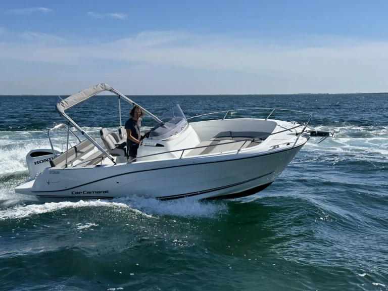 Motorboat hire in Mèze - Jeanneau Cap Camarat 6.5 CC Serie 3