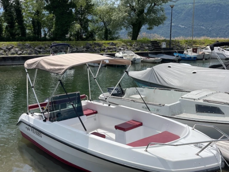 Hire a BARTEX Rybi 435 Aix-les-Bains