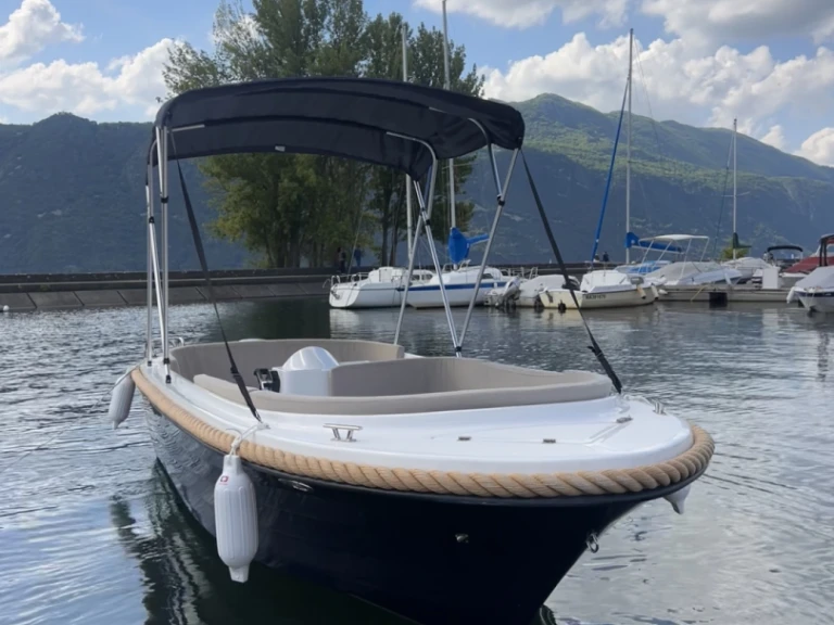 Valory Valory Classic charter bareboat or skippered in  Aix-les-Bains
