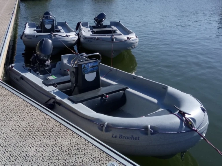 Hire a Fun Yak FUN YAK 13 SECU Trégastel