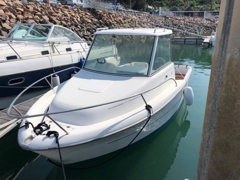 Motorboat hire in Trébeurden - Sessa Marine SESSA 550