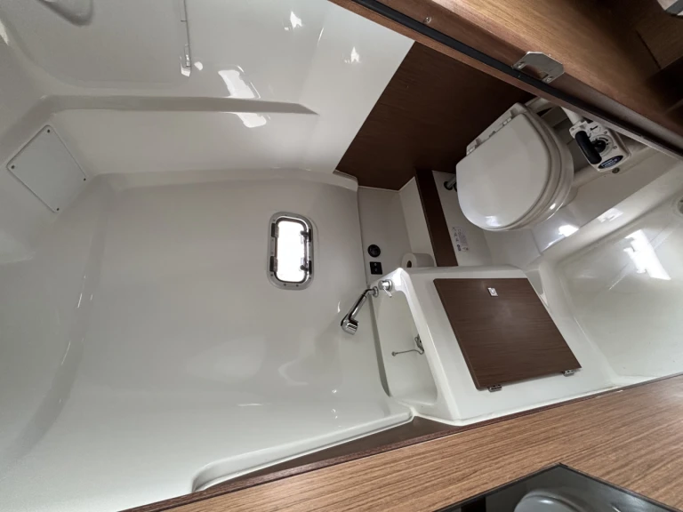 Jeanneau Cap Camarat 9.0 CC charter bareboat or skippered in  Cannes