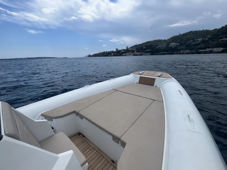 Hire RIB with or without skipper Renier Cannes