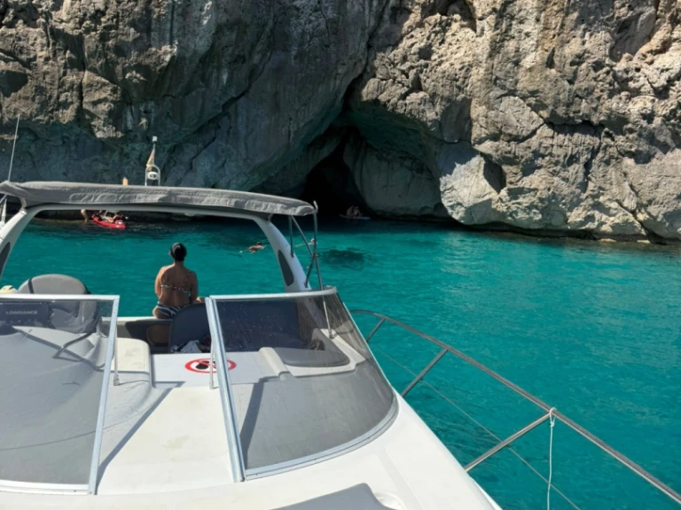 Motorboat to hire Can Picafort at the best price