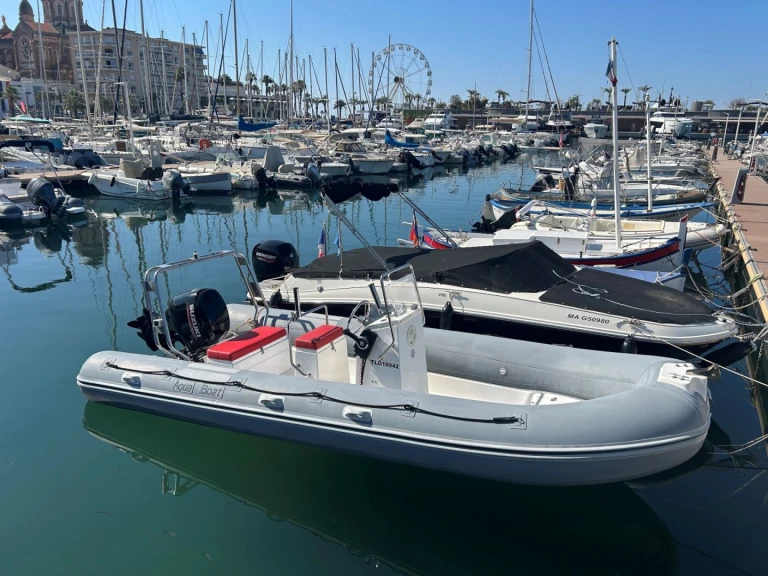 Hire a Asil-Marine WF 580 Fréjus