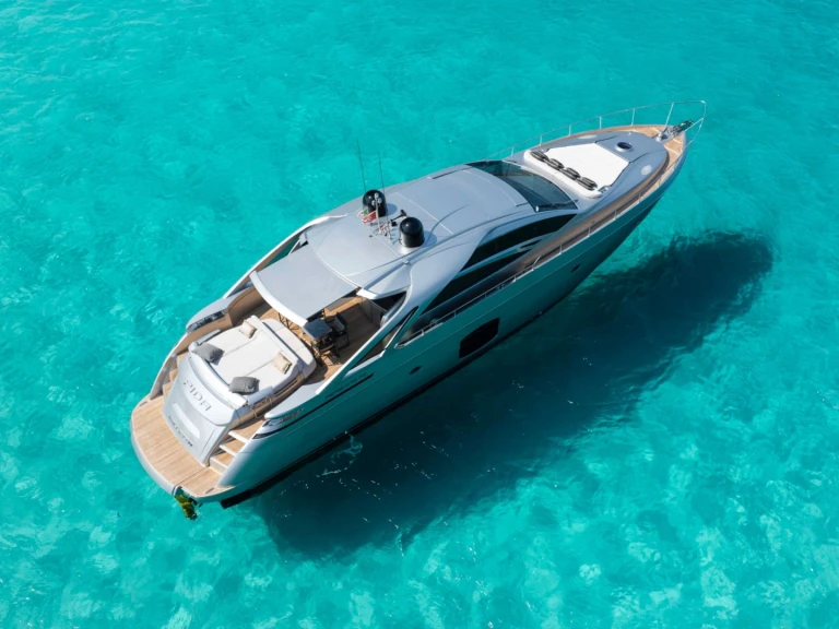 Hire a Pershing PERSHING 70 Saint-Tropez