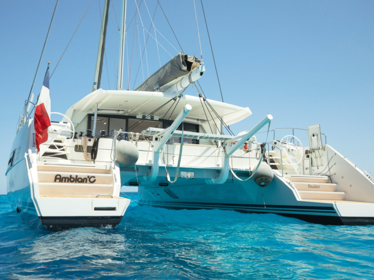 Yacht hire Mahón cheap Catana 53