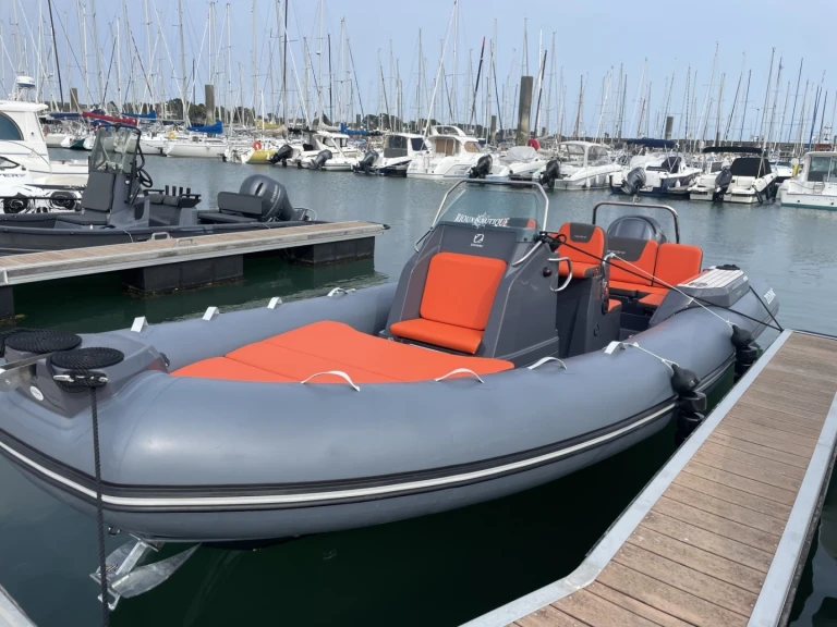 Hire a Zodiac Medline 7.5 La Trinité-sur-Mer
