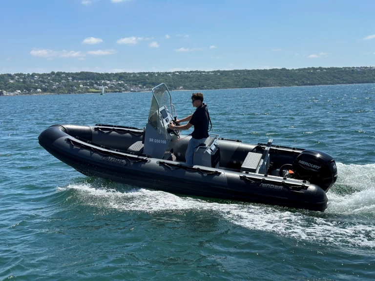 Hire RIB 3D Tender with a boat licence