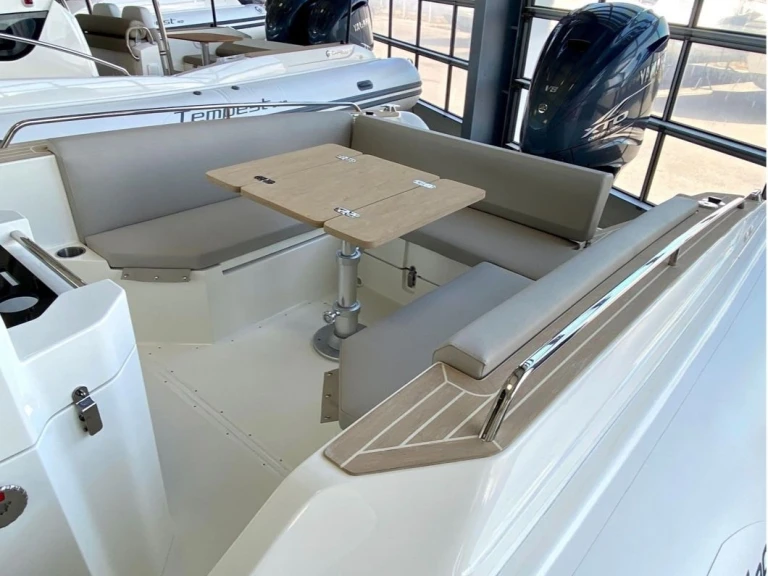 RIB to hire Port de Saint-Cyprien Méditerranée at the best price