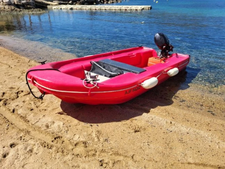 Fun Yak Sécu 13 charter bareboat or skippered in  Propriano