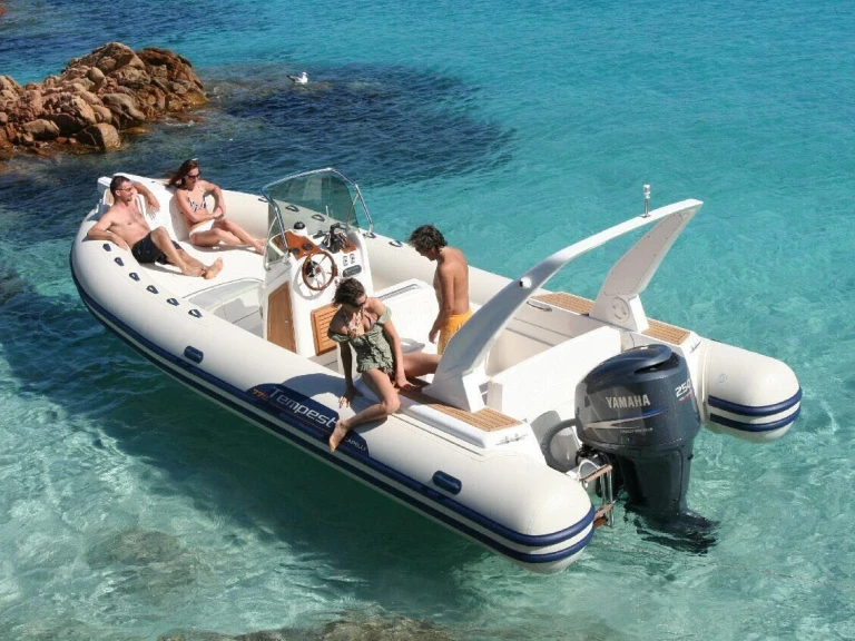 Hire RIB with or without skipper Capelli Porto-Vecchio