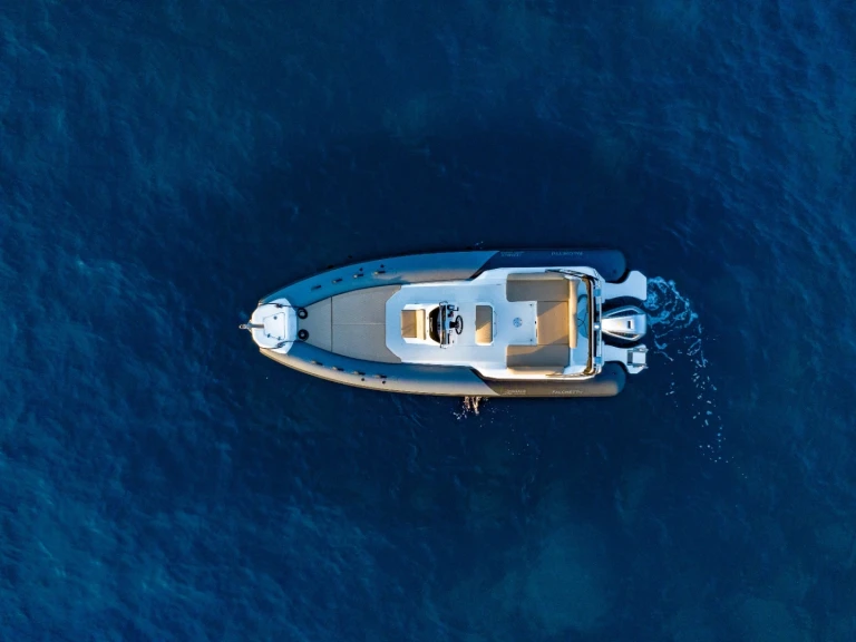 Motorboat hire in Porto Pollo - Quicksilver Quicksilver 555 Activ Open