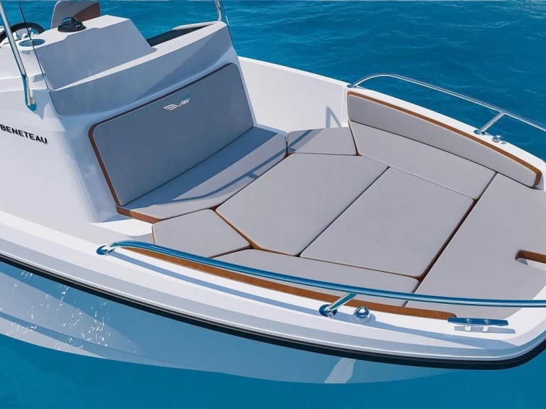 Hire Motorboat with or without skipper Bénéteau Sète