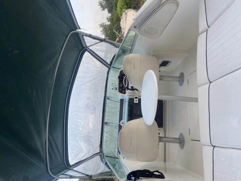 Hire Motorboat with or without skipper Jeanneau Bénodet