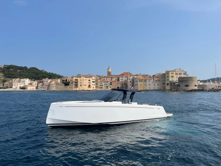 Pardo Yachts Pardo 38 charter bareboat or skippered in  Port Grimaud