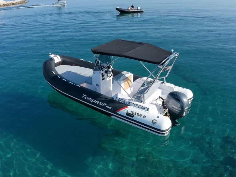 Hire RIB Capelli with a boat licence