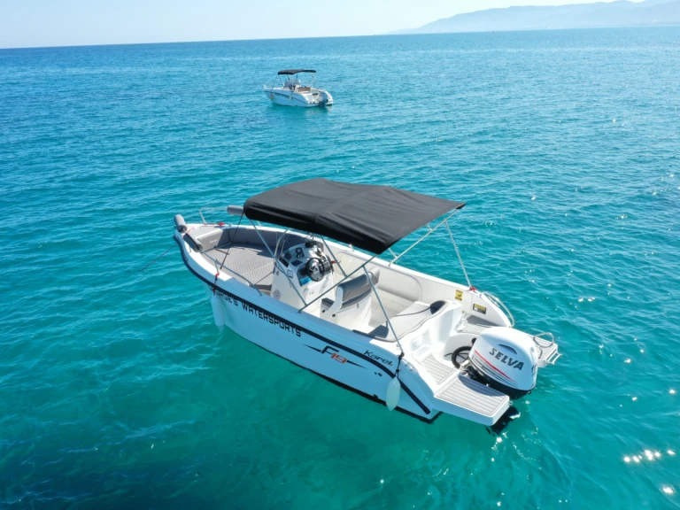 Yacht hire Latchi cheap F 19