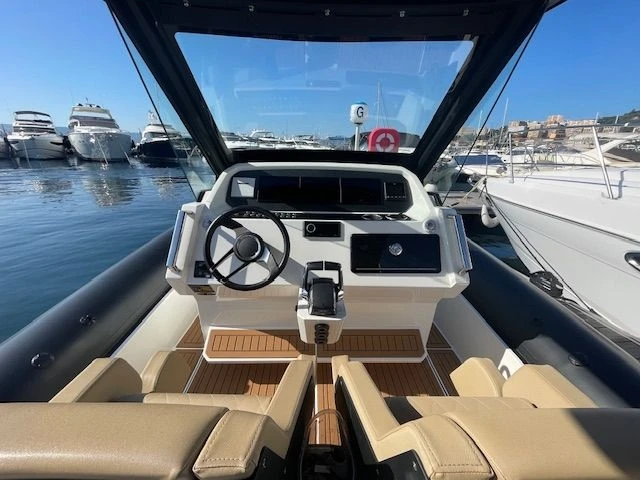 Hire RIB with or without skipper Northstar Porticcio