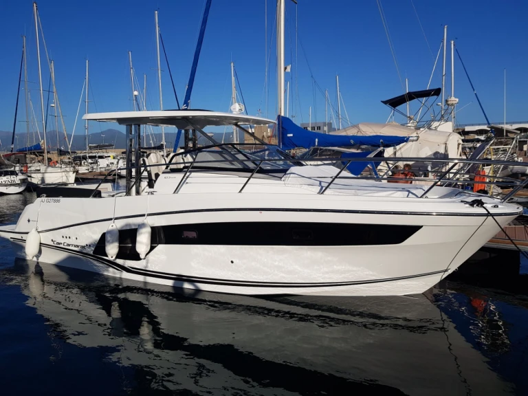Hire a Jeanneau Cap Camarat 10.5 WA série 2 Ajaccio