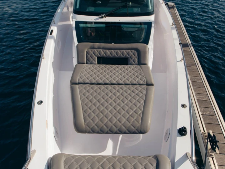 Hire a Axopar Axopar 37 Porticcio