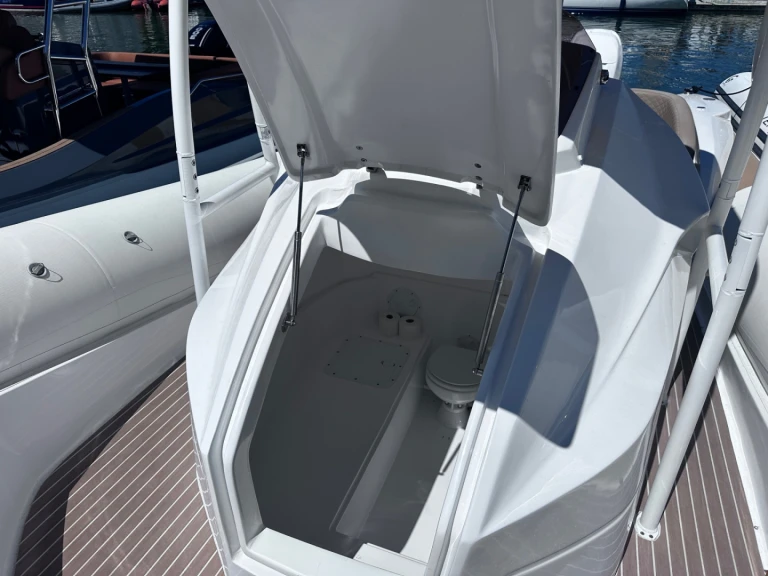 Hire RIB with or without skipper FANALE Cogolin