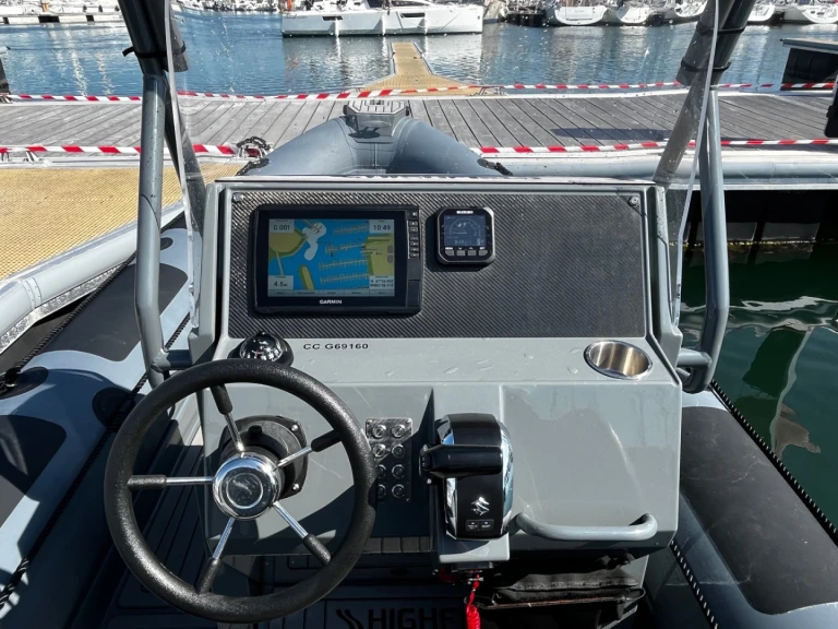 Charter a Highfield Patrol 660 in La Forêt-Fouesnant on Samboat