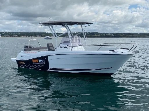 Yacht hire La Forêt-Fouesnant cheap Cap Camarat 6.5 CC Serie 3