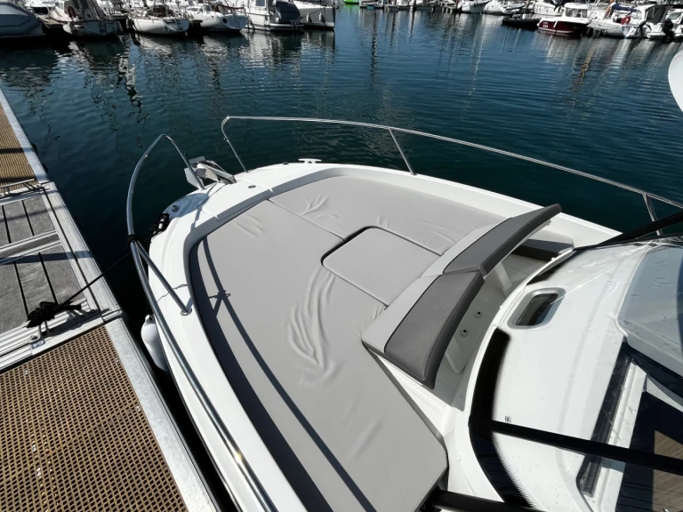 Jeanneau Cap Camarat 7.5 WA Serie 2 charter bareboat or skippered in  La Forêt-Fouesnant