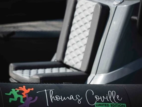 Charter a Highfield 700 THOMAS COVILLE in Cogolin on Samboat