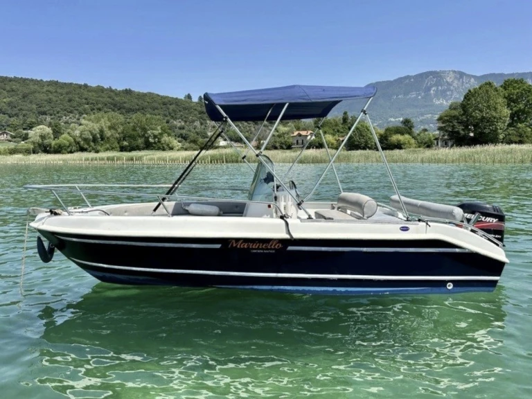 Motorboat to hire Aix-les-Bains at the best price
