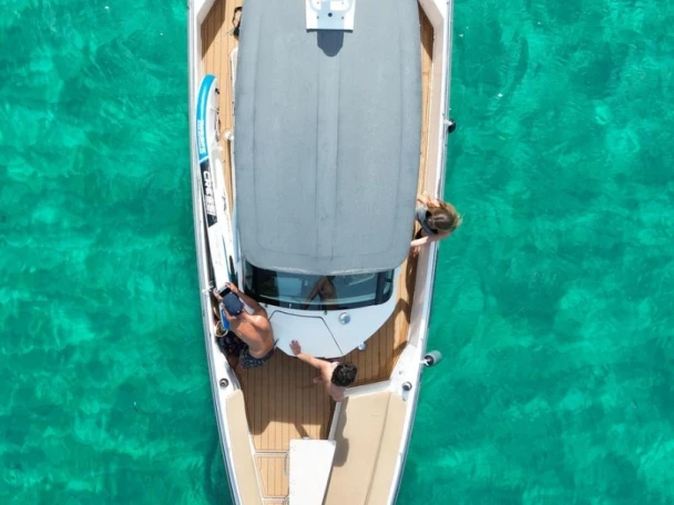 Axopar 28 T-TOP 28 T-Top charter bareboat or skippered in  Can Picafort