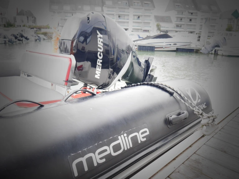 Zodiac Club 750 charter bareboat or skippered in  La Baule-Escoublac