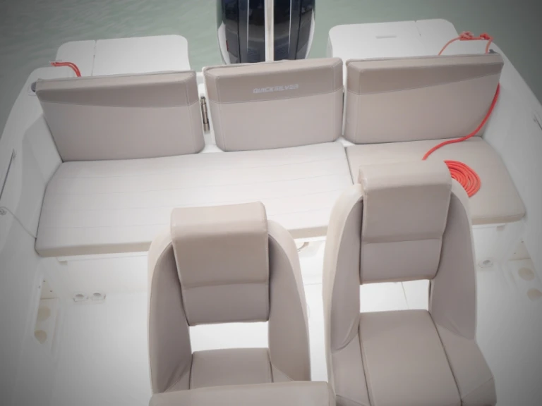 Hire a Quicksilver QUICKSILVER 675 ACTIV La Baule-Escoublac