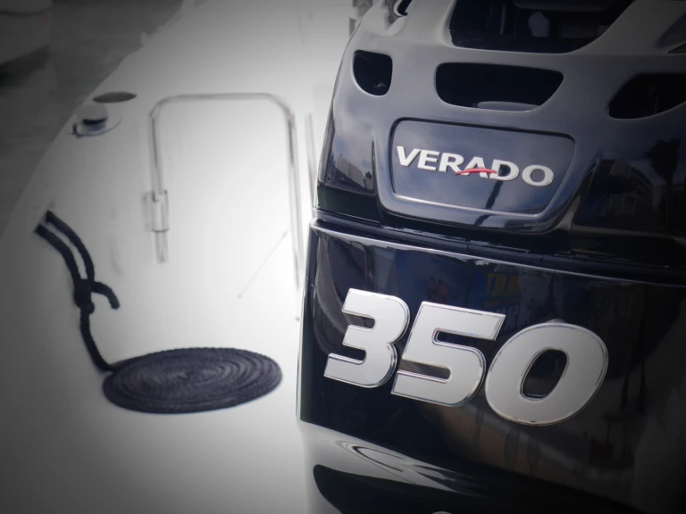 Hire a Bénéteau Flyer 8 La Baule-Escoublac