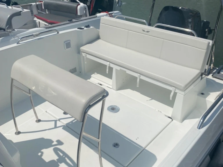 Yacht hire La Baule-Escoublac cheap Flyer 7 SPACEdeck