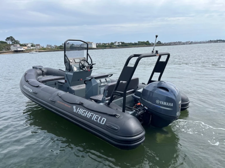 Hire RIB Highfield with a boat licence