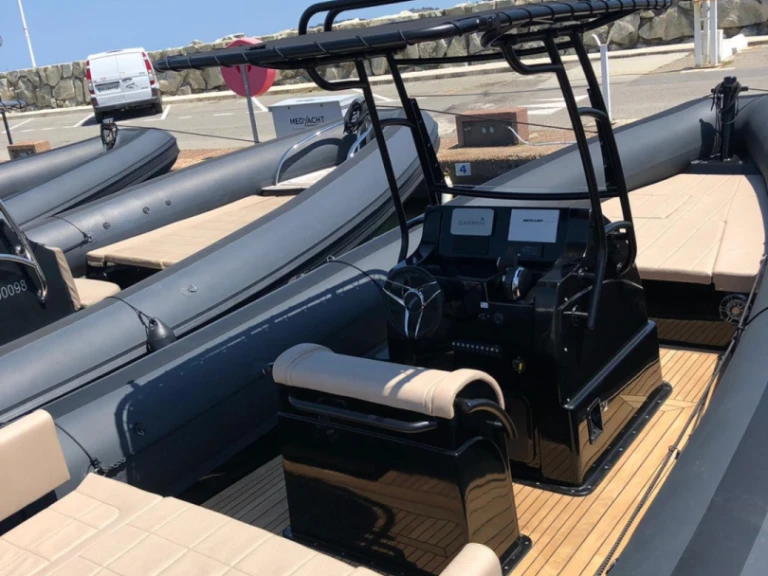Yacht charter Cogolin - Sea Water 280 Smeralda  on SamBoat