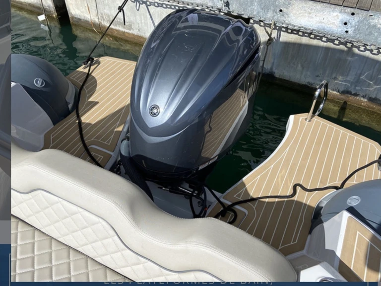 Hire Motorboat Salpa with a boat licence