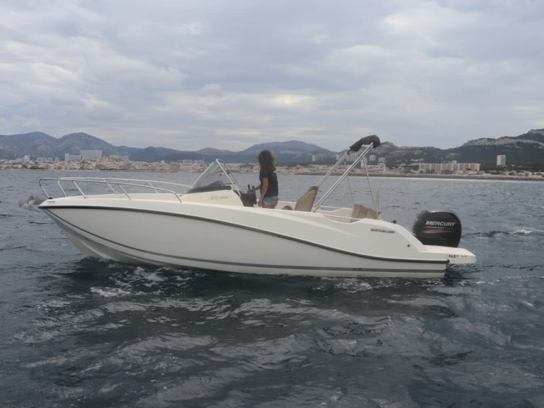 Quicksilver Activ 675 Open charter bareboat or skippered in  Marseille