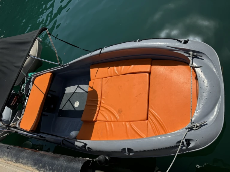 Charter a Fun Yak SECU 15 in Marseille on Samboat