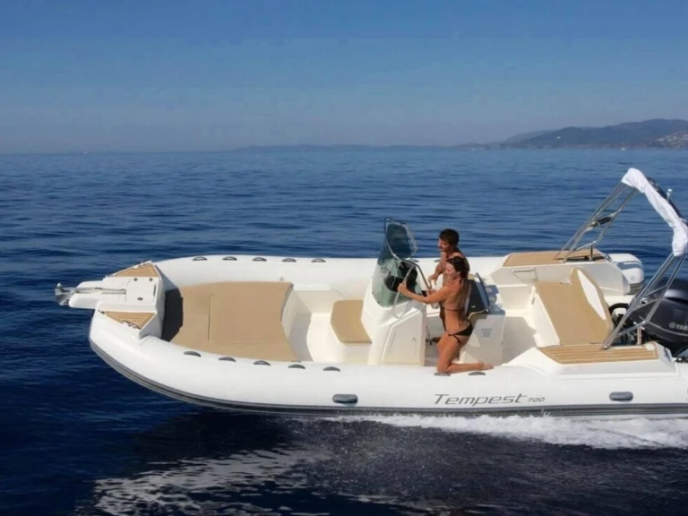 Hire RIB with or without skipper Capelli Marseille