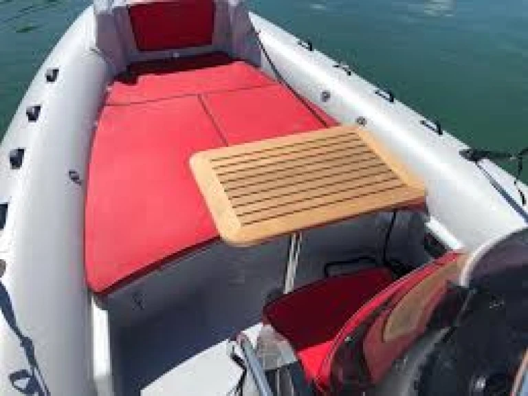 Hire RIB with or without skipper Prua al vento Marseille