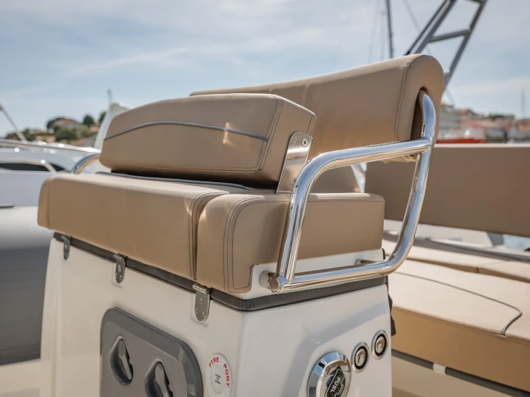 RIB hire in Lège-Cap-Ferret - Bwa Sport 26 GTO