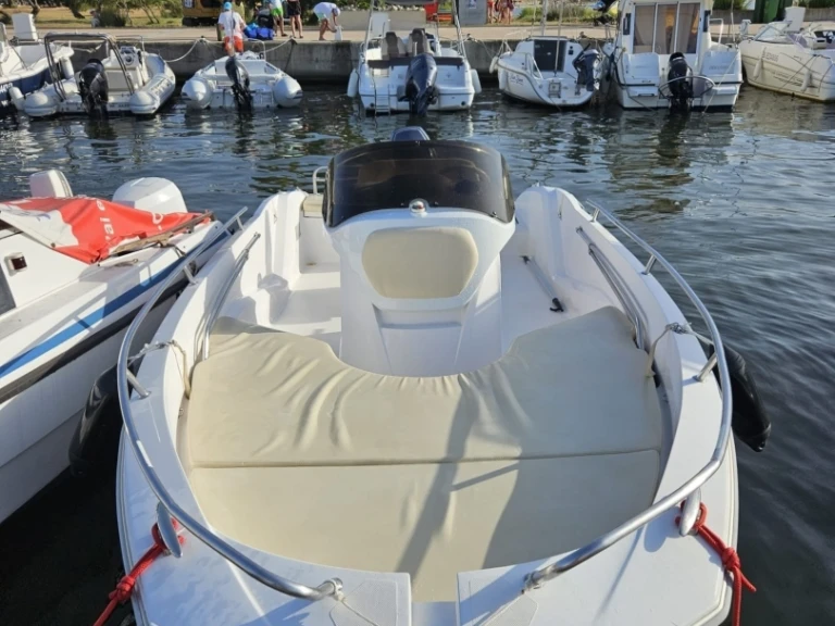 Motorboat hire in Saint-Florent - Sessa Marine Key Largo One