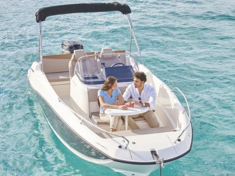 Motorboat to hire Cambrils at the best price