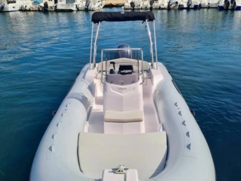 Hire a Capelli Tempest 630 Antibes