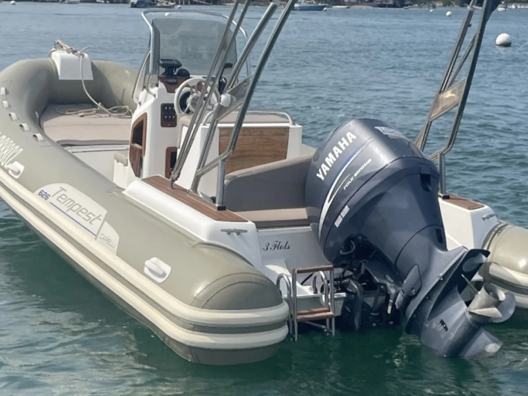 Capelli Tempest 626 Ivory charter bareboat or skippered in  Lège-Cap-Ferret