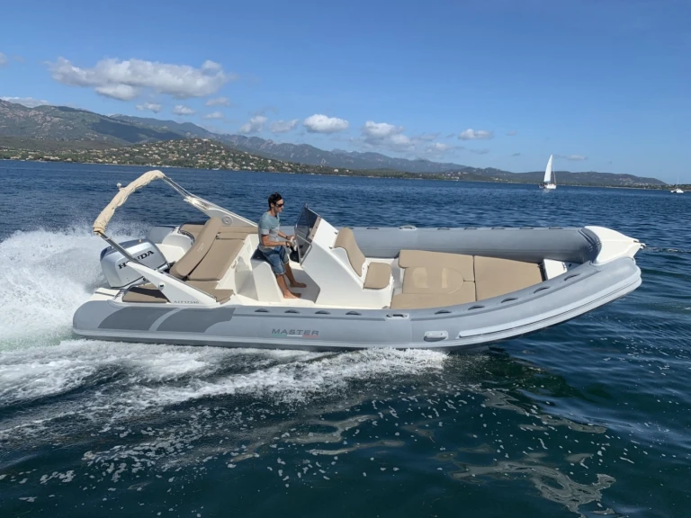 Charter a Master 750 in Porto-Vecchio on Samboat