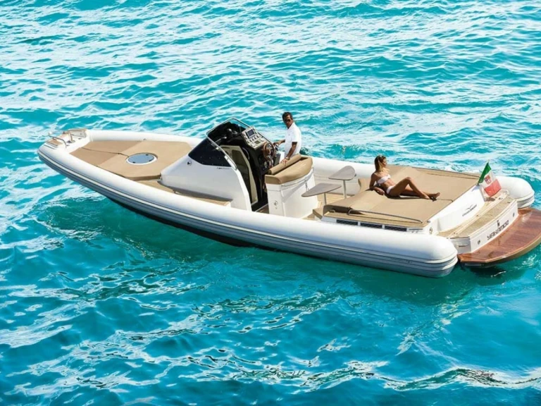 RIB hire in Porto-Vecchio - Magazzu Magazzu